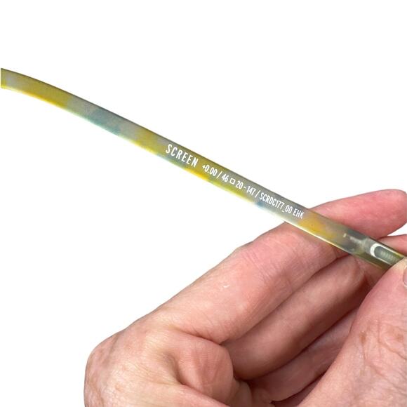 Izipizi Paris - Oasis Collection #A Jotful Cloud Sunglasses in Green & Yellow - Picture 3 of 3